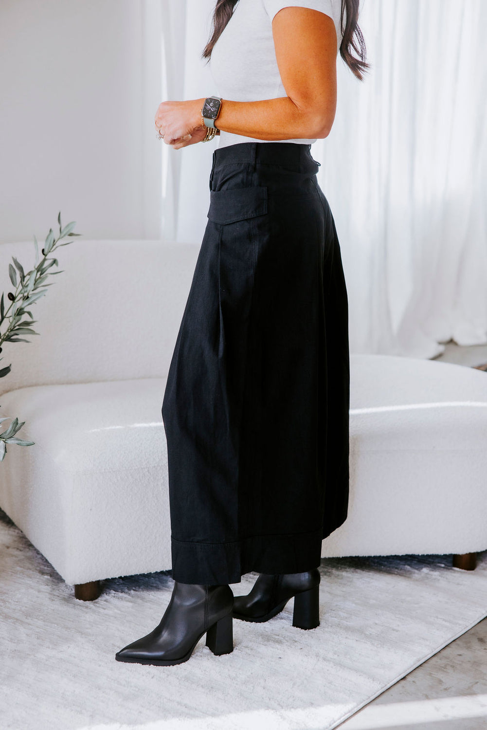 Alessia Pleated Culotte Pants