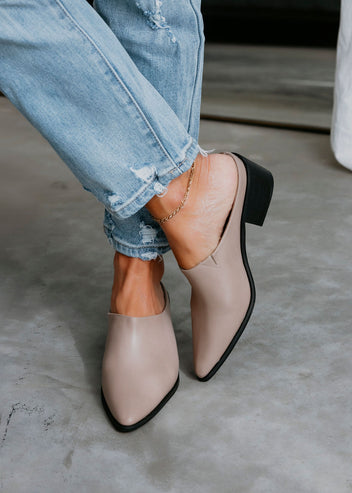 Gina Heeled Mule