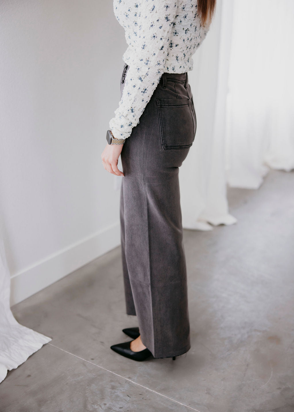 Amelia Wide Leg Jean
