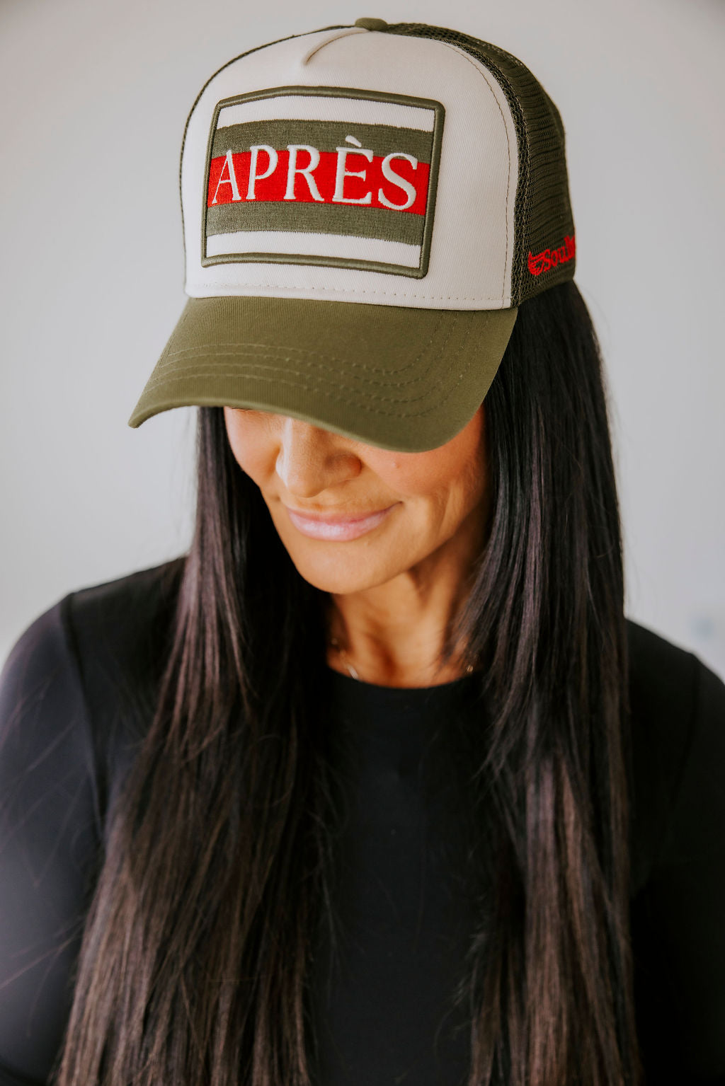 image of Apres Trucker Hat