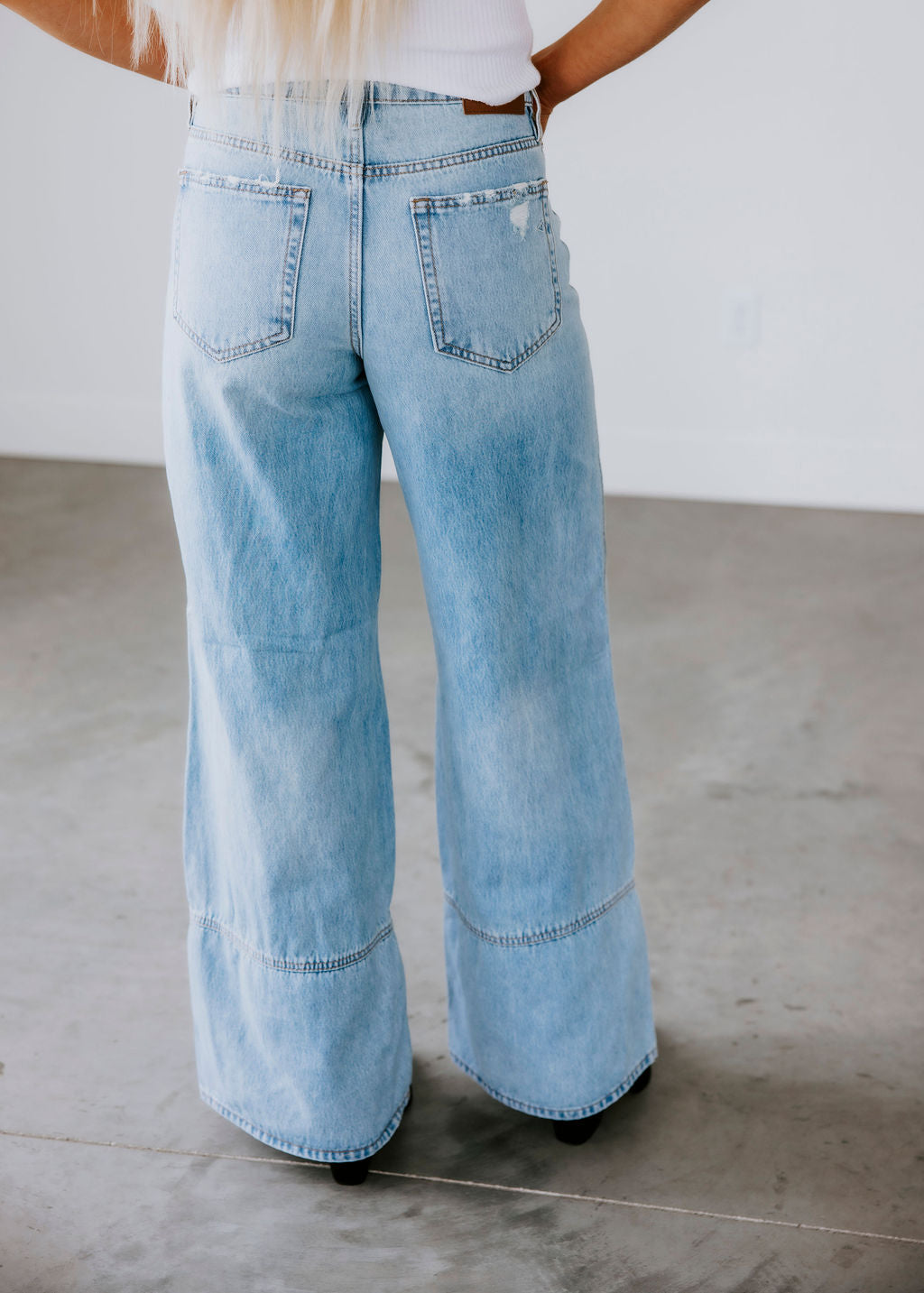Deidre Hidden Wide Leg Jeans