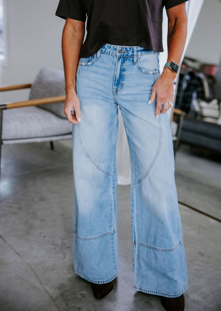 Deidre Hidden Wide Leg Jeans product view