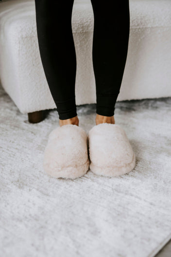 Sled Mia Faux Fur Slipper