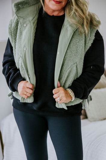 Cailee Sherpa Vest