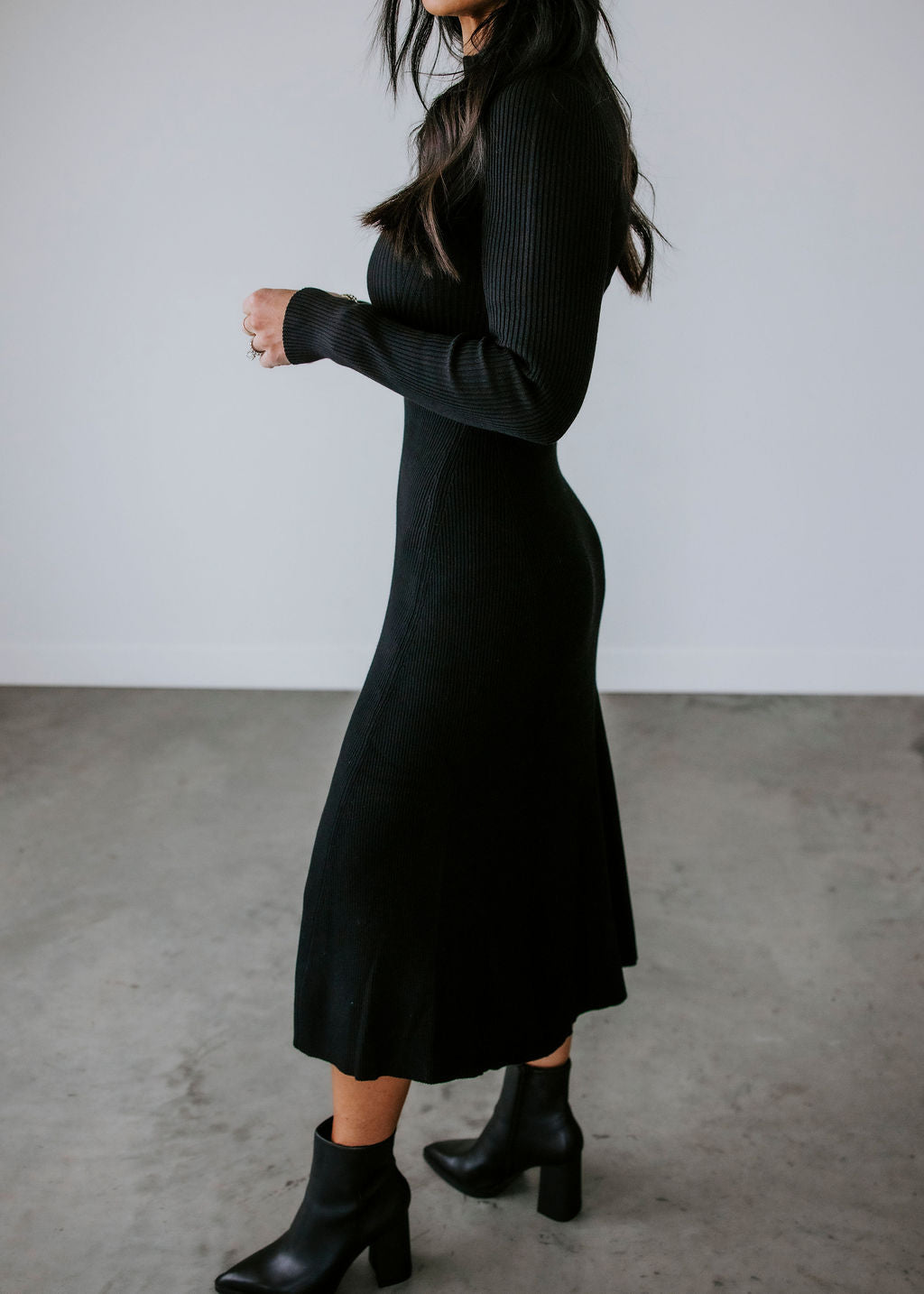 Darcey Ribbed Knit Midi Dress