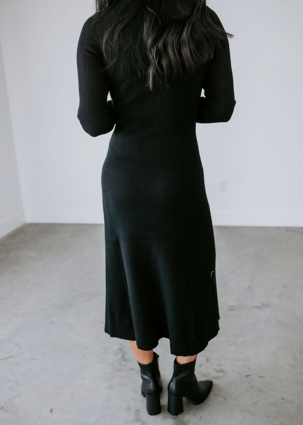 Darcey Ribbed Knit Midi Dress