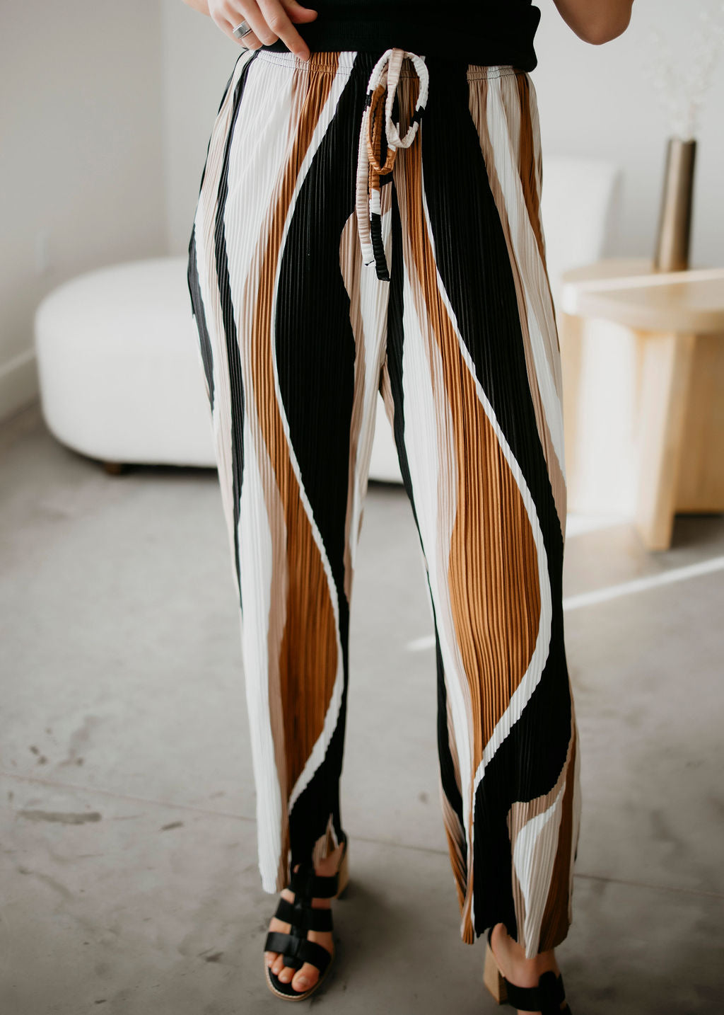 Alexa Pleated Wide Leg Pants