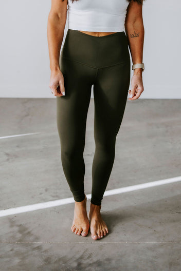 Langford V Waist Leggings by Lily & Lottie