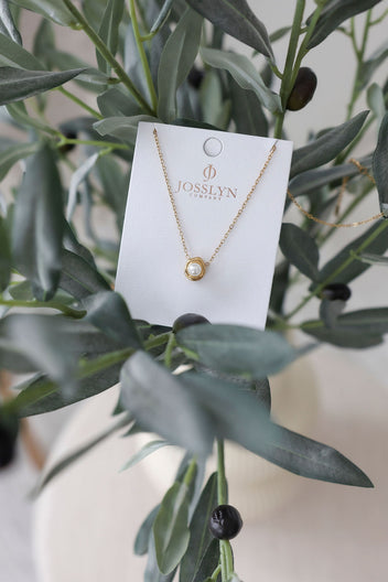 Kapri Pearl Necklace