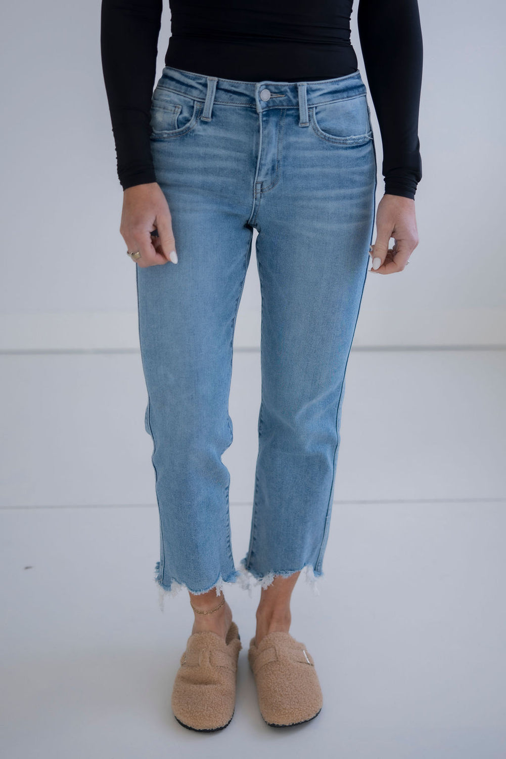 Bradlee Vervet Cropped Straight Leg Jean