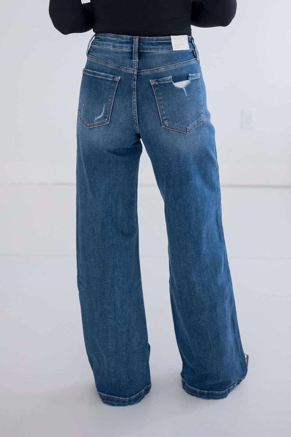 Attia Lovervet Wide Leg Jean