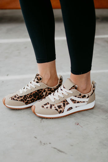 Anica Retro Sneakers