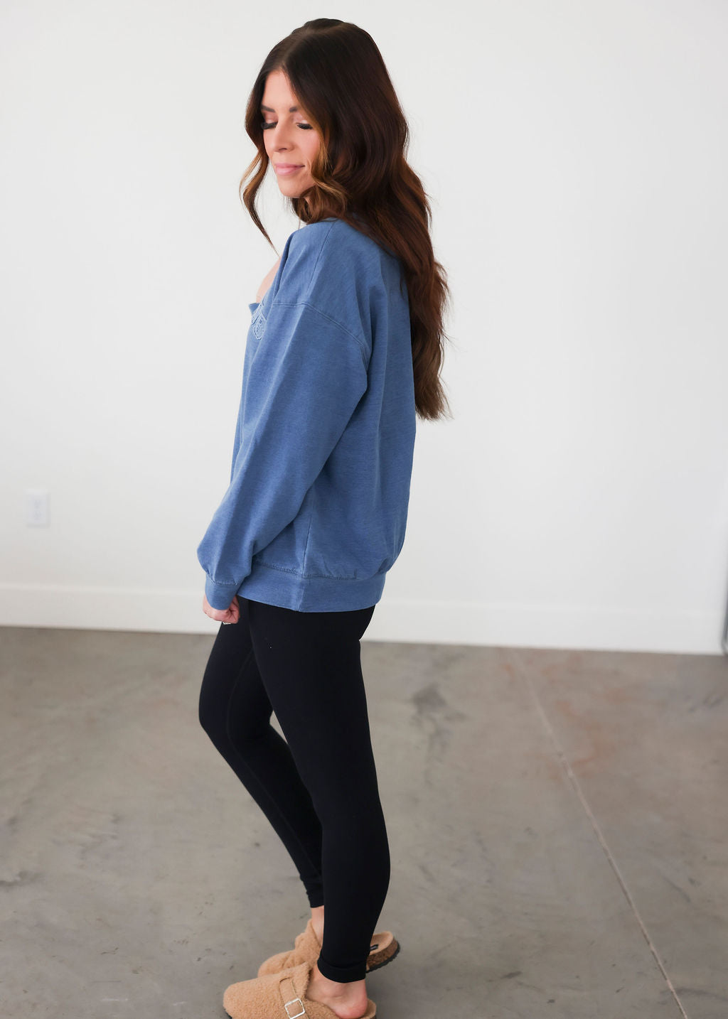 Mom Club Graphic Crew