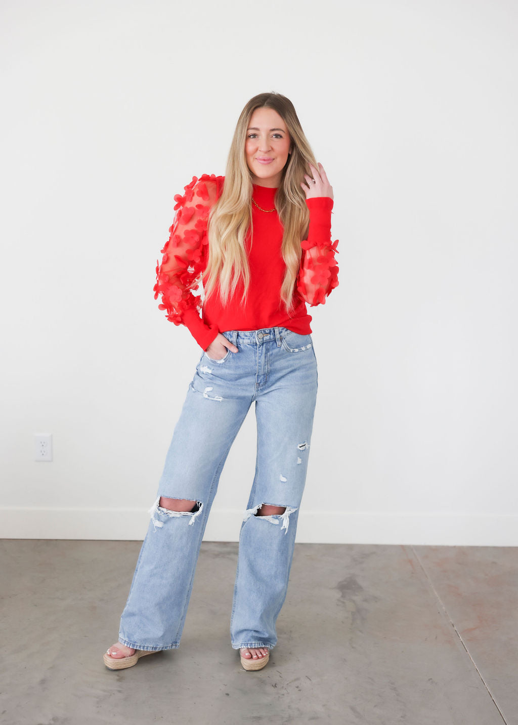 Tiara Floral Mesh Sleeve