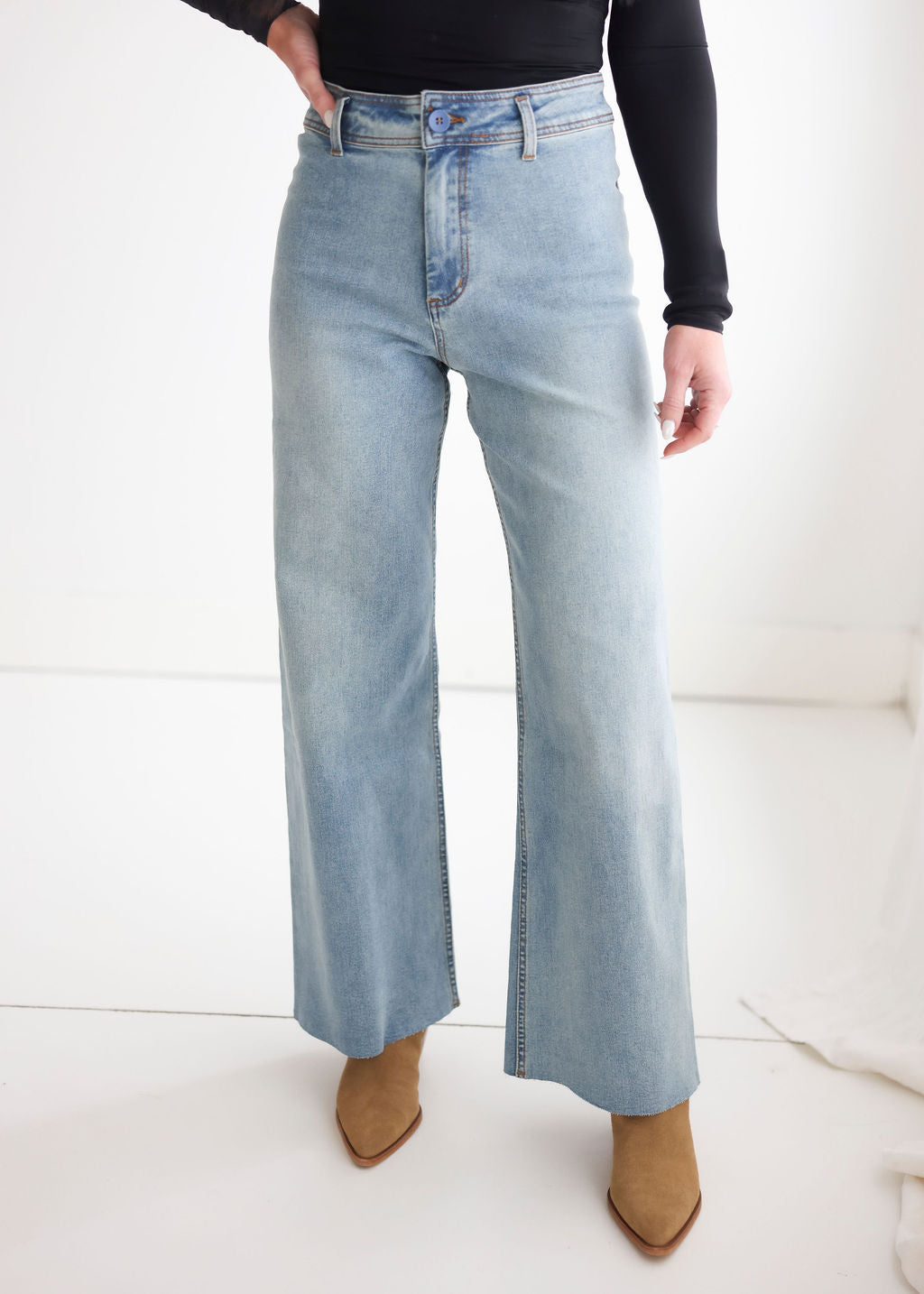 image of Amelia Wide Leg Jean