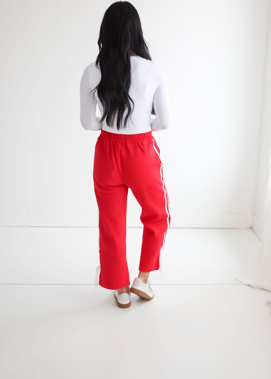 Terri Side Bow Sweatpants