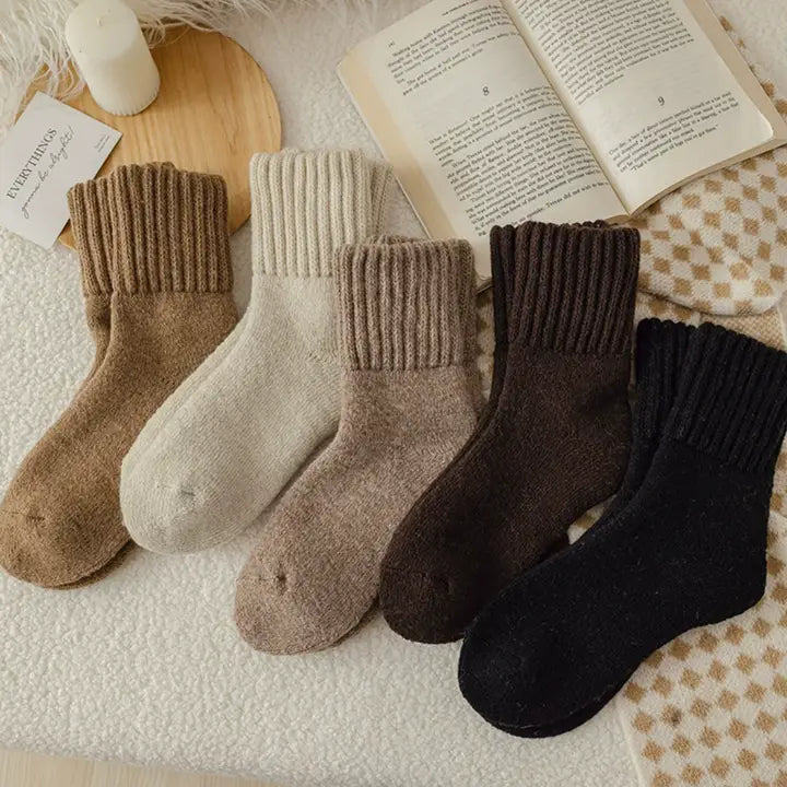 Chunky Knit Crew Socks