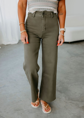 Amelia Wide Leg Jean