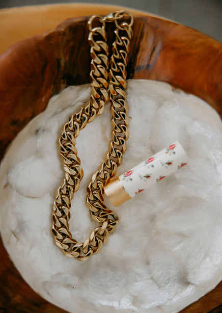 Raya Chunky Chain Necklace product view