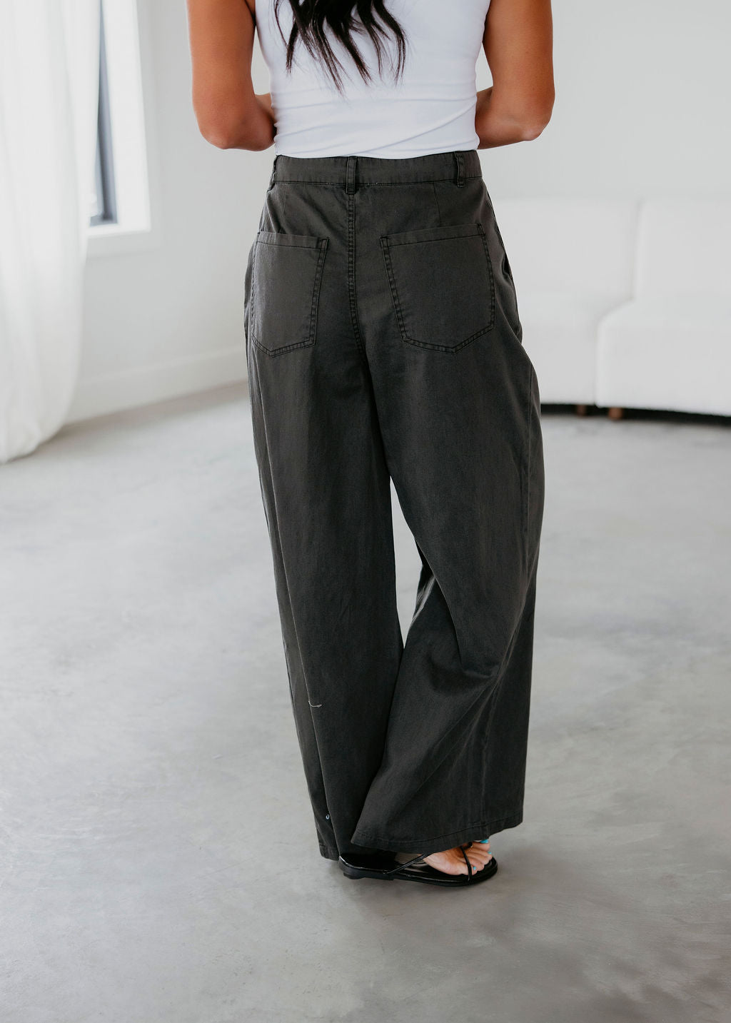 Garrick Pleated Wide Leg Pant