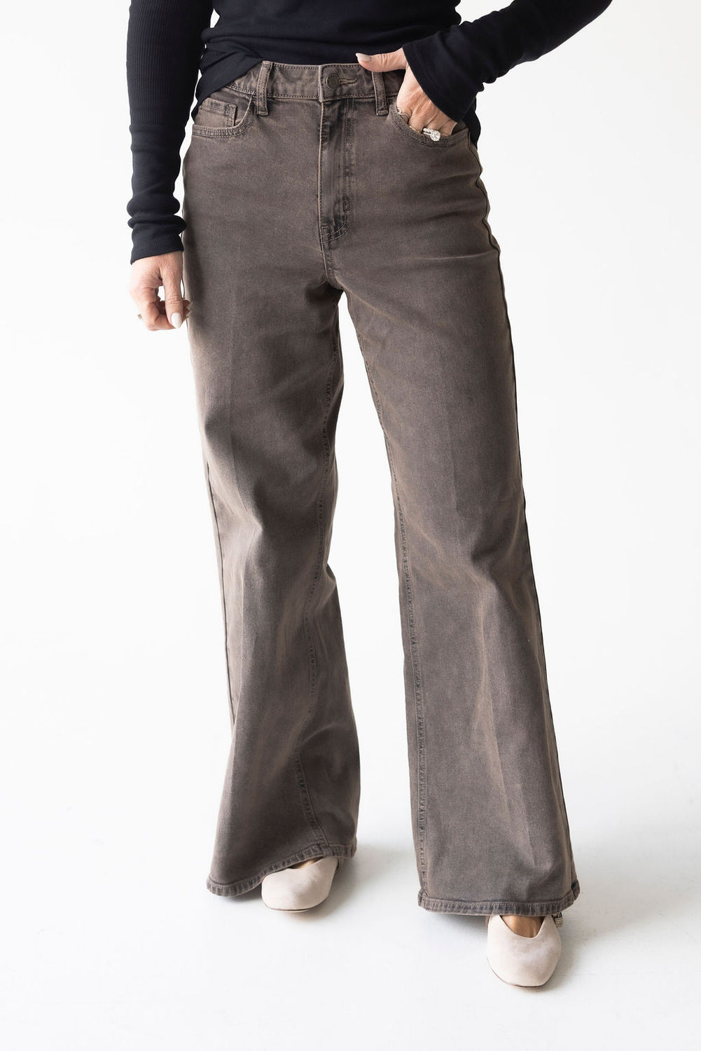 Woodsy Cello Wide Leg Jeans