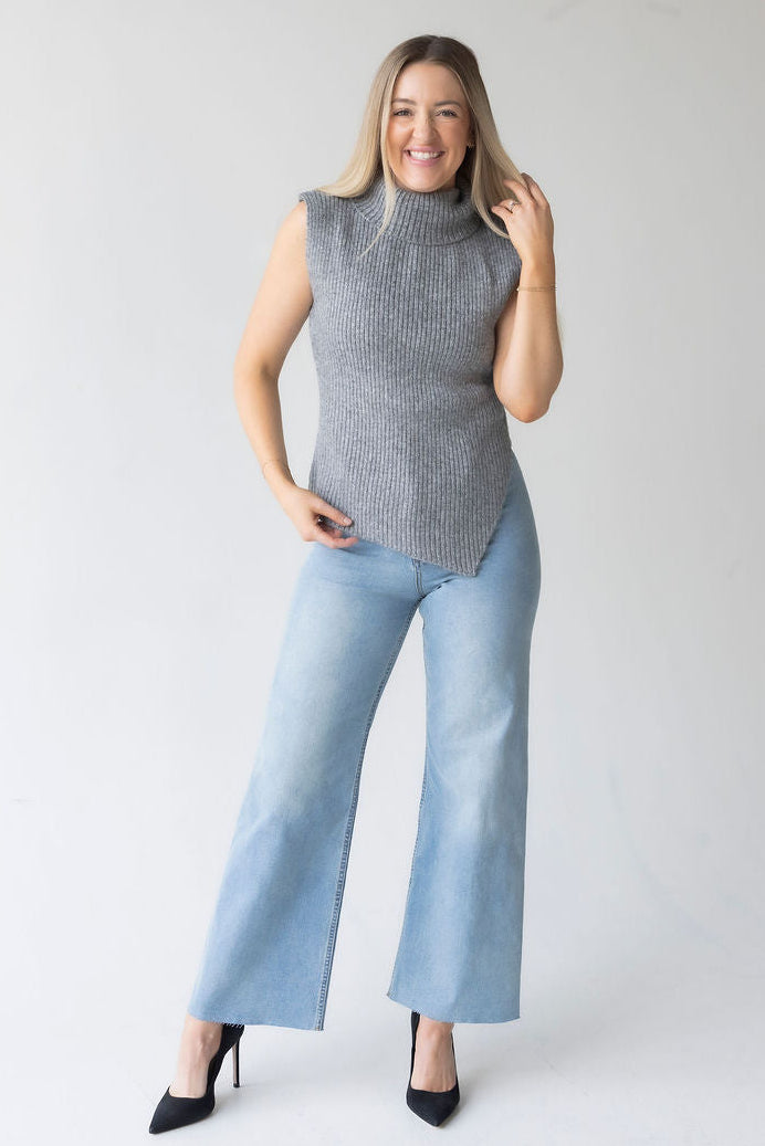 Lanae Sleeveless Turtleneck Sweater