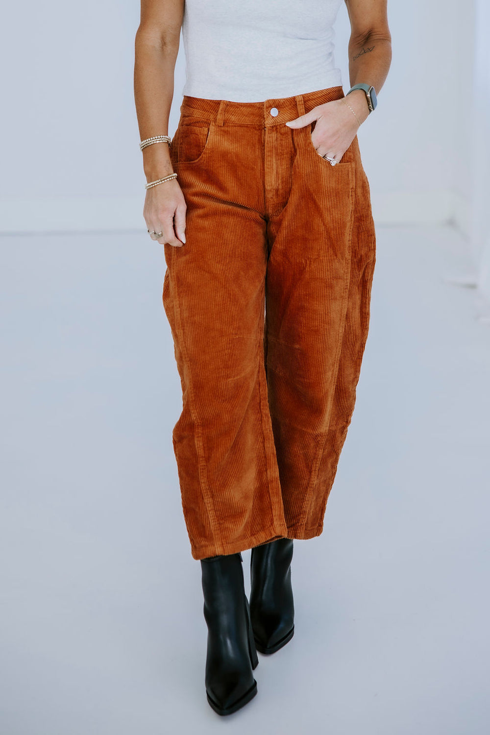 Cassidie Corduroy Barrel Pants